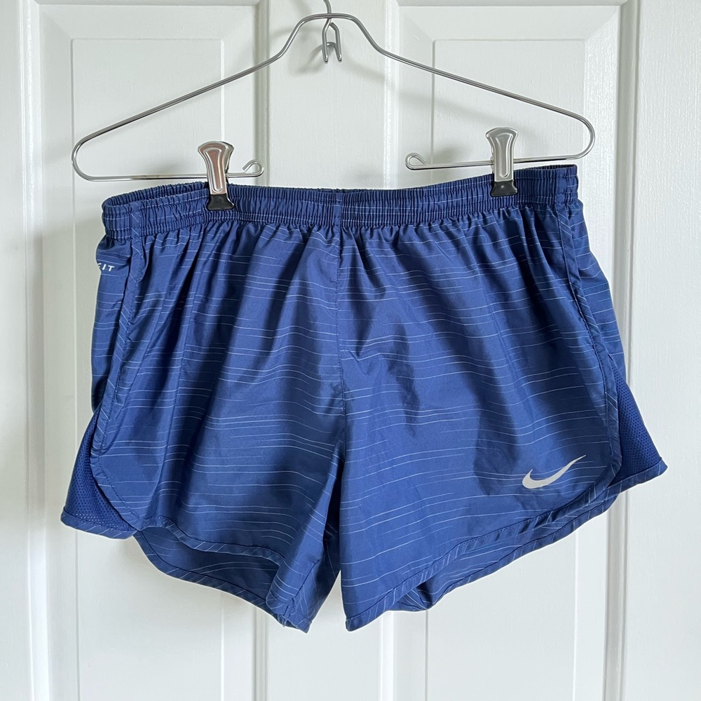 NIKE Dri fit running short